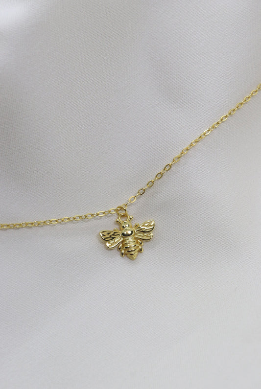 925 SILVER BEE NECKLACE